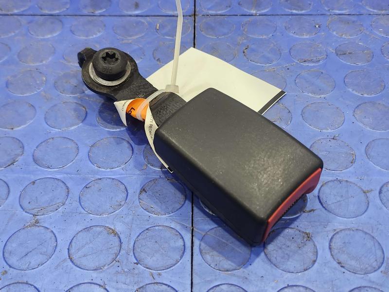 2016 Ford Edge Rear Seat Belt