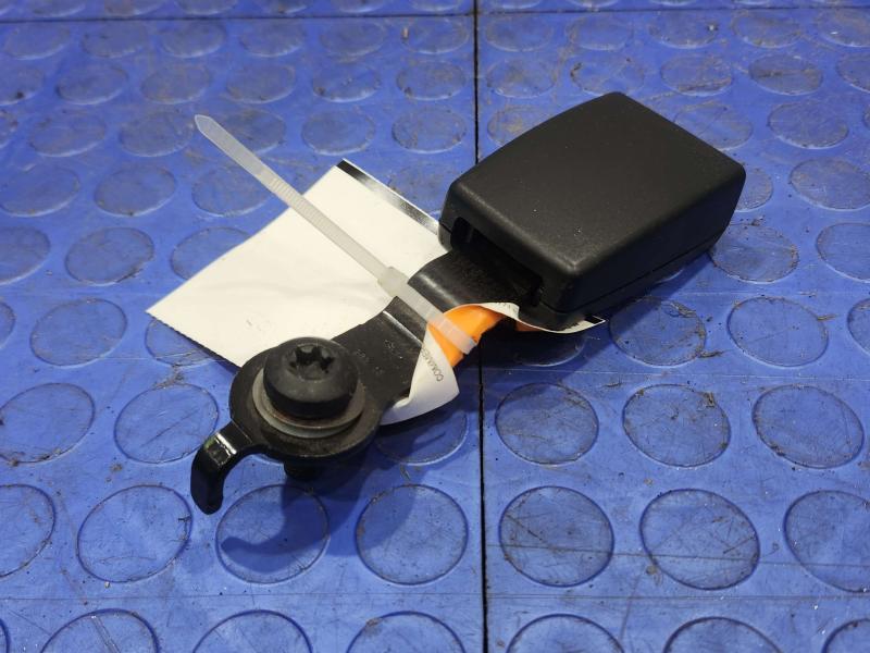 2016 Ford Edge Rear Seat Belt