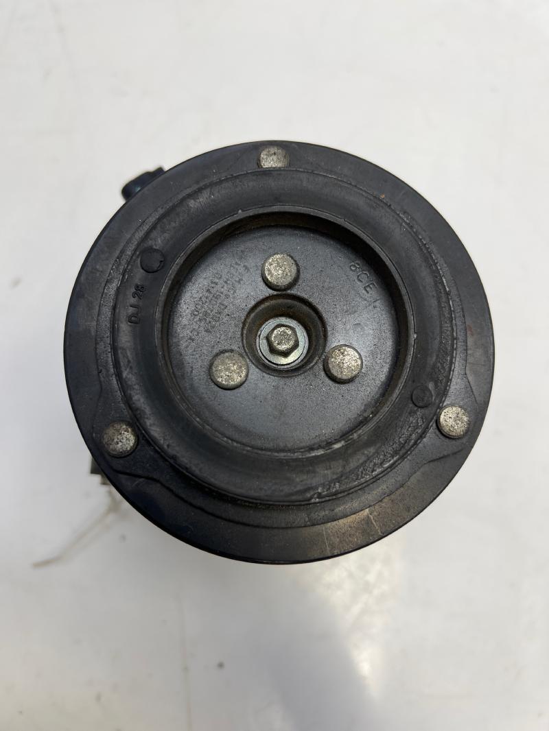 2013 - 2016 Ford Escape 1.6L AC Compressor Assembly OEM CV6Z19703M