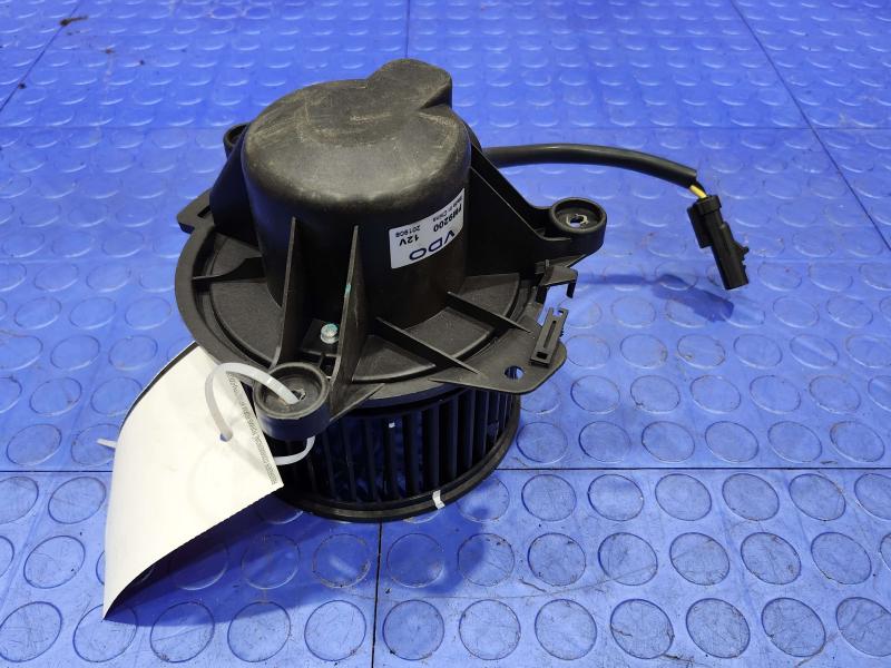 2002 Dodge Dakota Blower Motor