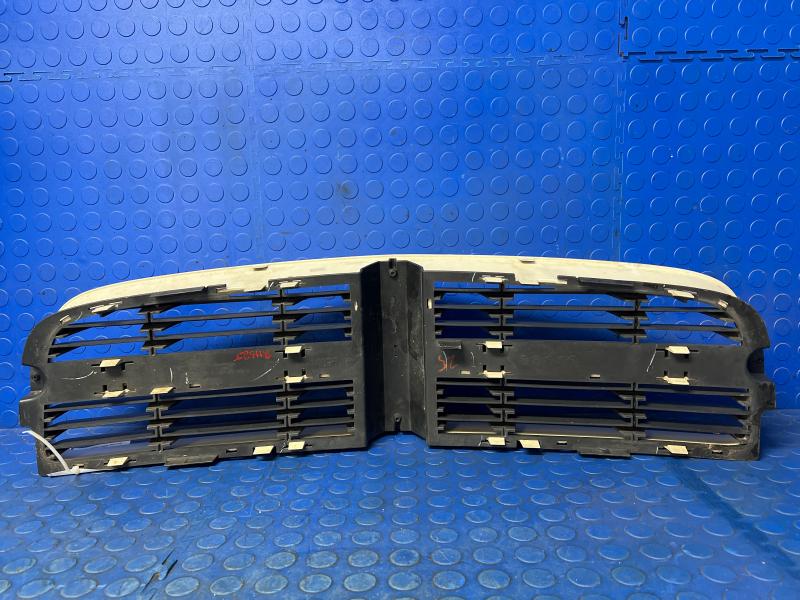 2006 - 2010 Dodge Charger Grille exc SRT8 Painted (White) Surround OEM 1CH87WS2AC