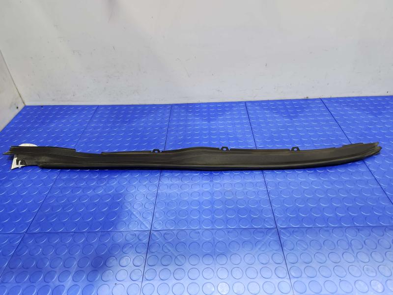 2008 Lexus LS 460 Fender Moulding