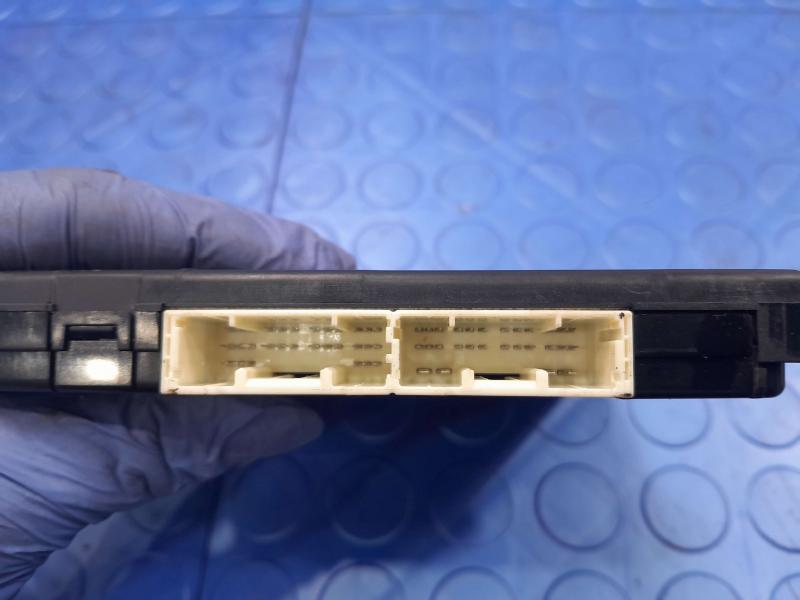 2012 Toyota Camry Multiplex Network Body Control Module Genuine OEM 8922106170