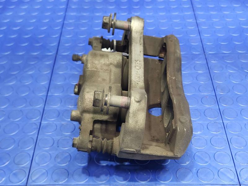 2018 Ford Expedition Caliper