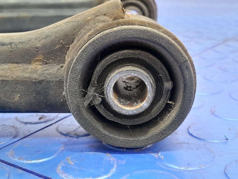 2006 Toyota Sequoia Upper Control Arm Front