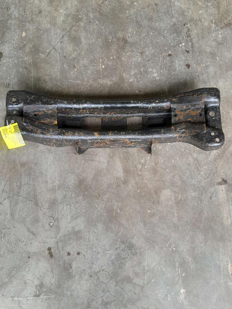 2003 Pontiac Grand Am Crossmember/Cradle/Undercarria
