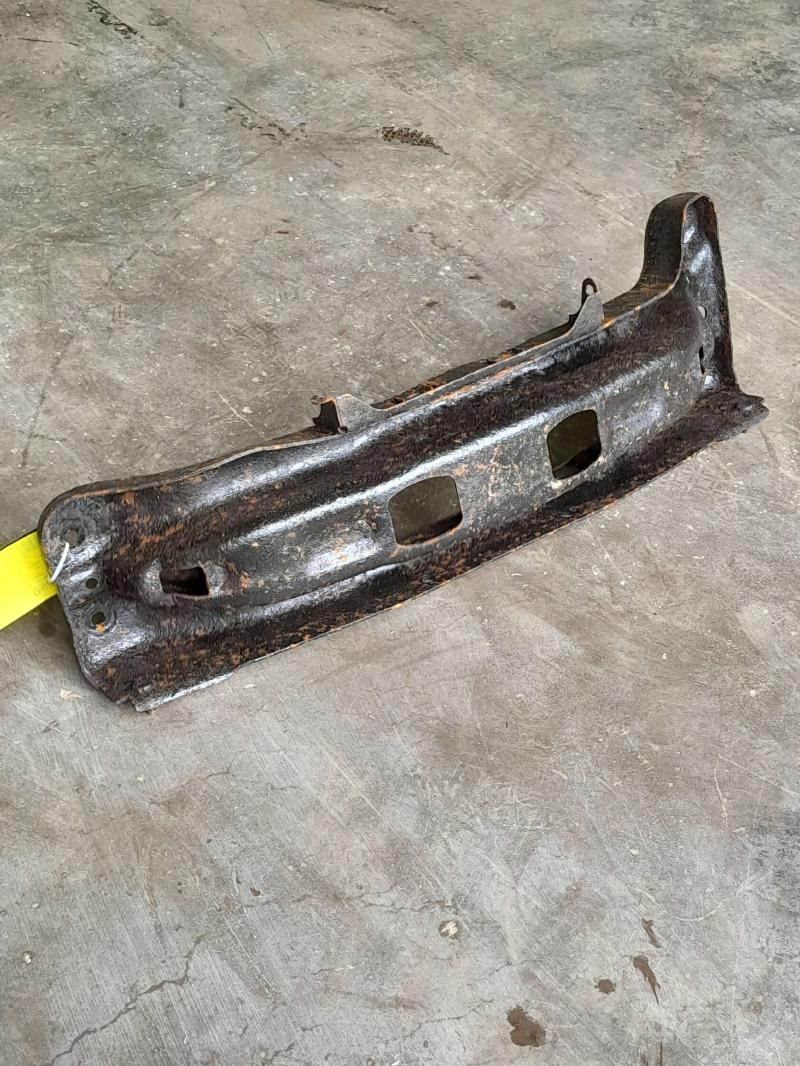 2003 Pontiac Grand Am Crossmember/Cradle/Undercarria
