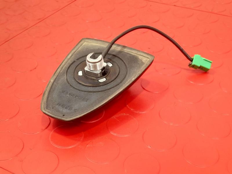 2015 Nissan Altima Antenna