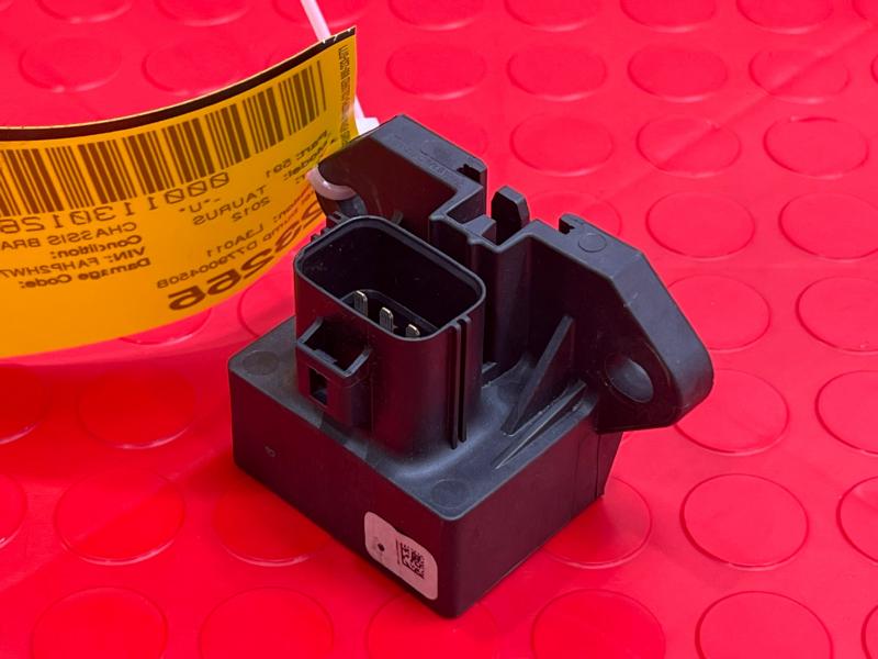 2010-2012 Ford Taurus Fuel Pump Control Module Genuine OEM D77900450B