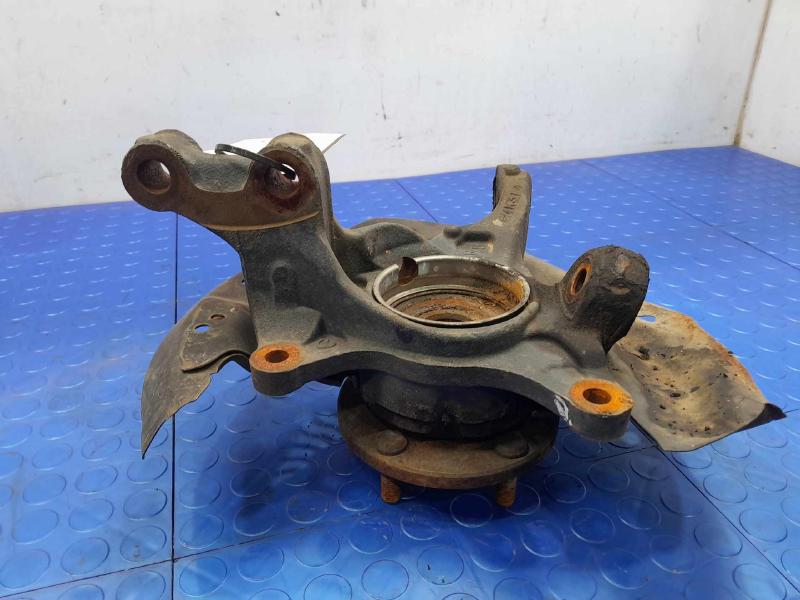 2019 Toyota Sienna Spindle Knuckle Front