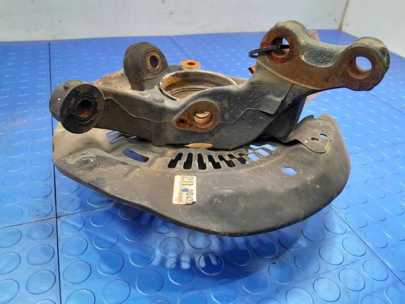 2019 Toyota Sienna Spindle Knuckle Front