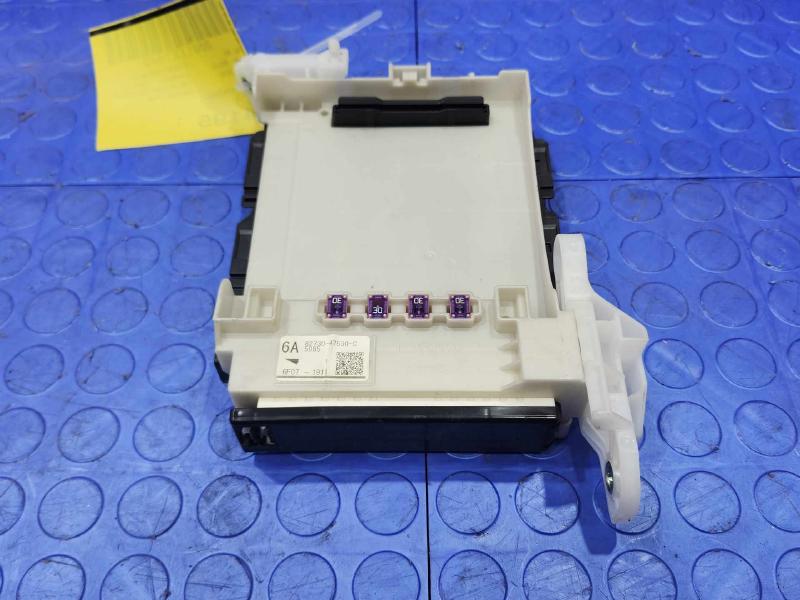 2016 Toyota Prius Cabin Fuse Box