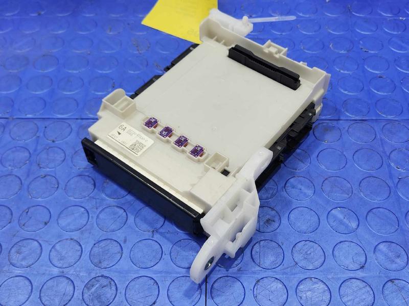 2016 Toyota Prius Cabin Fuse Box