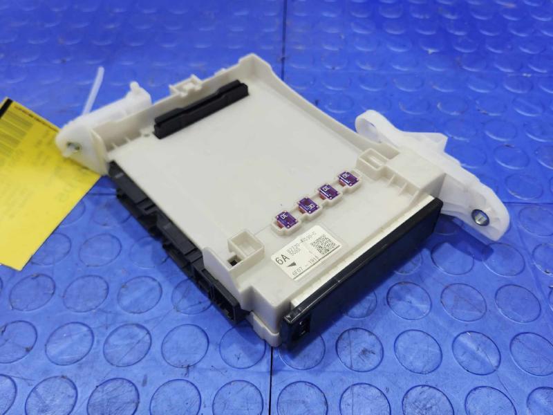 2016 Toyota Prius Cabin Fuse Box