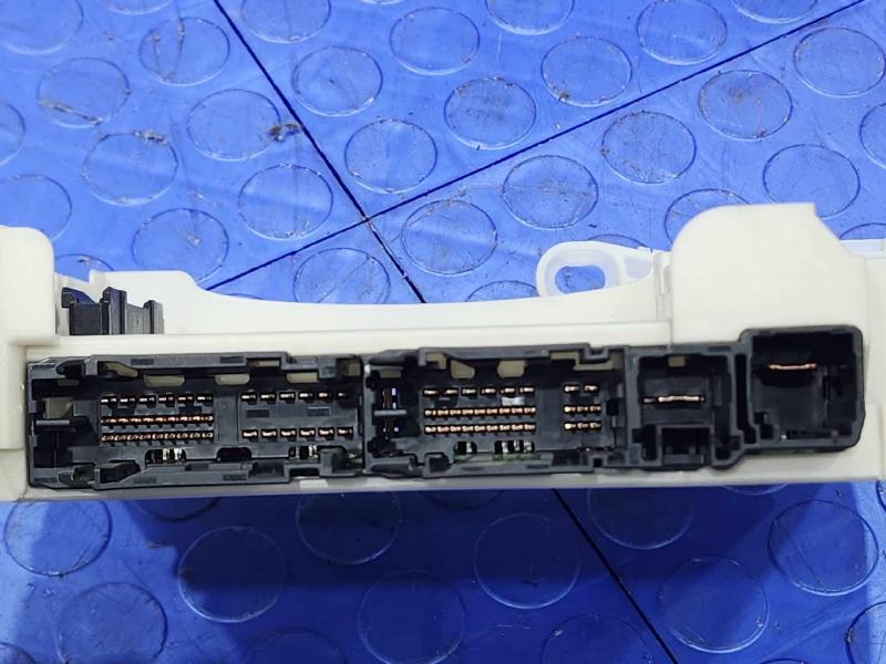 2016 Toyota Prius Cabin Fuse Box