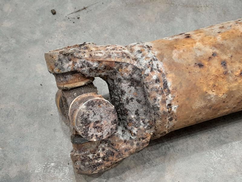 1994 Ford Econoline E-350 Rear Drive Shaft