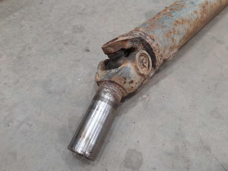 1994 Ford Econoline E-350 Rear Drive Shaft
