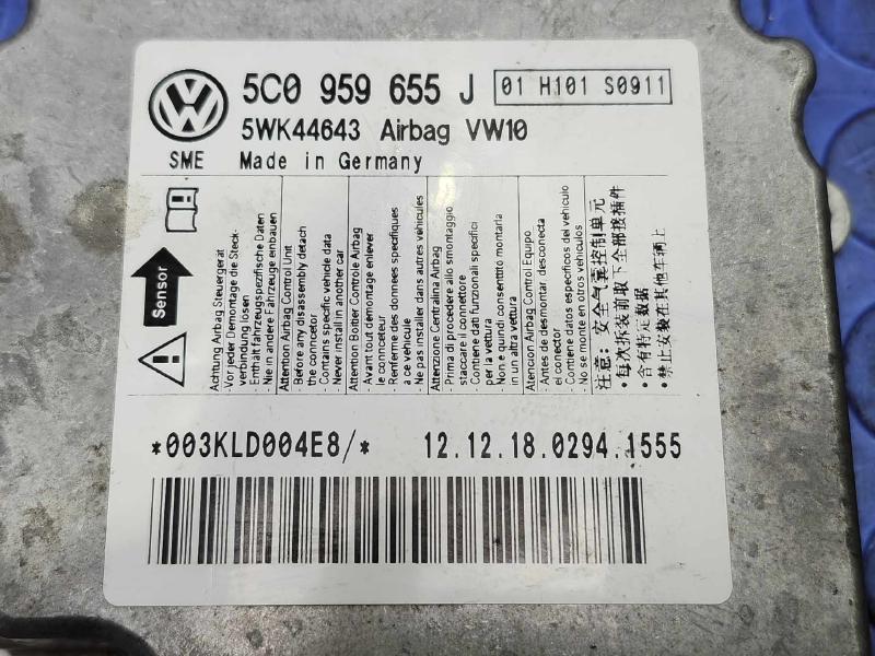 2013 Volkswagen Hybrid Sedan SRS Restraint Control Genuine OEM 5C0959655J