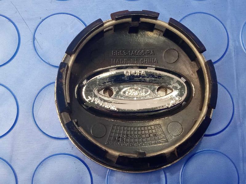 2015 Ford Taurus Center Cap