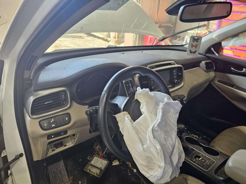 2019 Kia Sorento Front Console