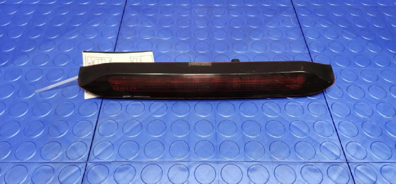 2018 Chevrolet Equinox 3Rd Brake Light Avoidance Lamp