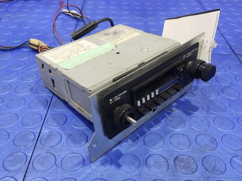 1988-1993 Isuzu NPR AM-FM Cassette Radio Receiver Genuine OEM Part
