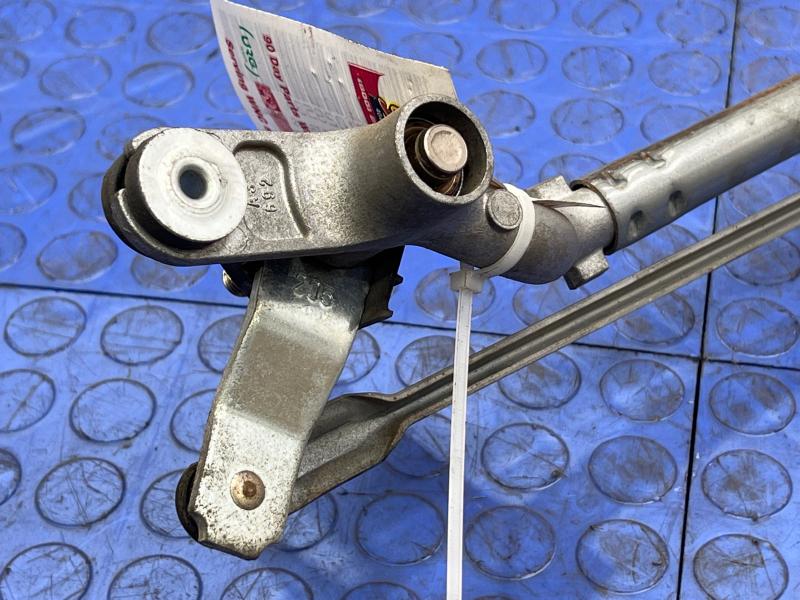 2014-2020 Mini Cooper F56 F57 Windshield Wiper Motor and Linkage Assembly OEM 61617419787