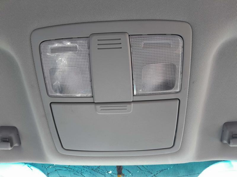 2011-2013 Kia Sorento Roof Console Assembly Gray w/o Sunroof OEM 928001U000J7