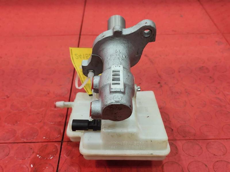 2012 MINI Cooper Countryman Master Cylinder