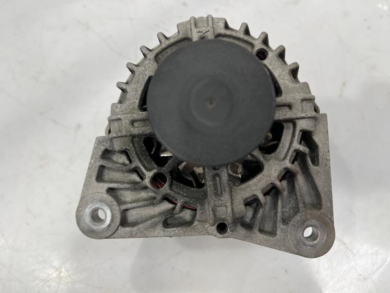 2013 - 2019 Nissan Sentra 1.8L Alternator Assembly 110 Amp OEM 231003SH2B