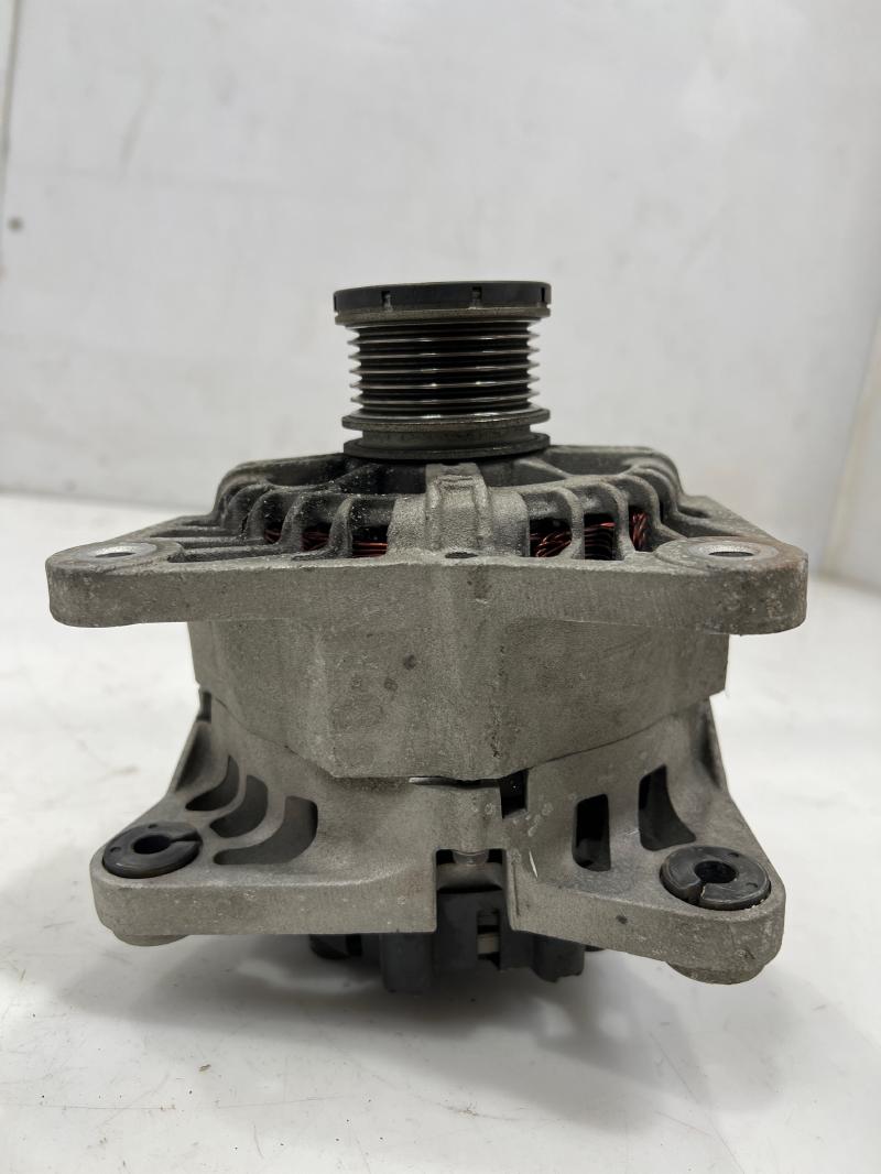 2013 - 2019 Nissan Sentra 1.8L Alternator Assembly 110 Amp OEM 231003SH2B
