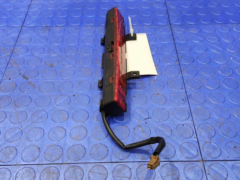 2008 Infiniti G35 3Rd Brake Light Avoidance Lamp
