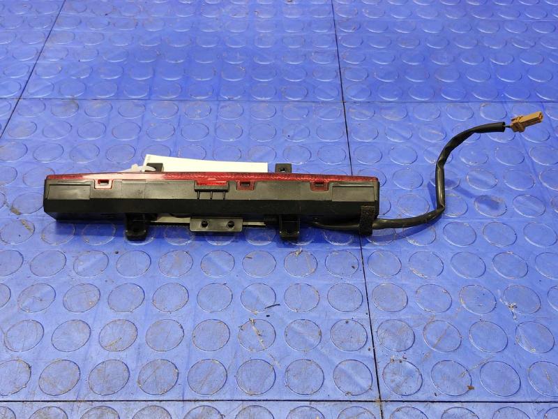 2008 Infiniti G35 3Rd Brake Light Avoidance Lamp