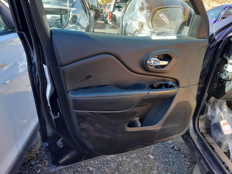 2014 Jeep Cherokee Front Door Trim Panel