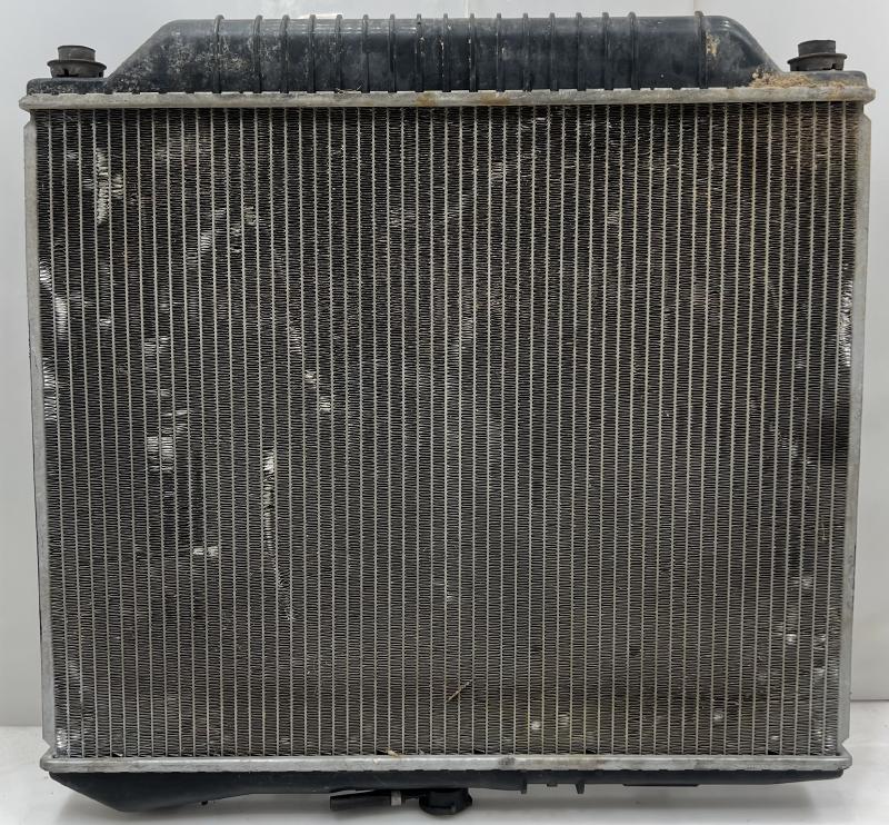 2001 Isuzu Trooper Radiator