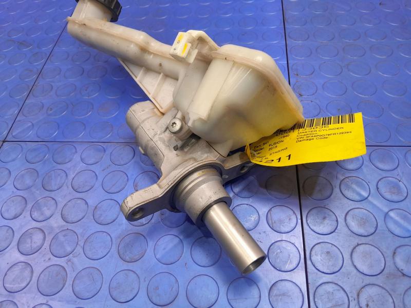2013-2016 Ford Fusion Brake Master Cylinder Assembly Genuine OEM DG9Z2140A