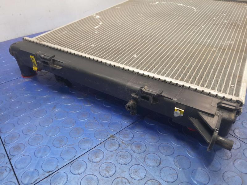 2013 Hyundai Santa Fe Radiator