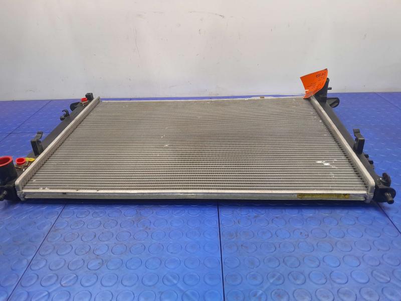 2013 Hyundai Santa Fe Radiator