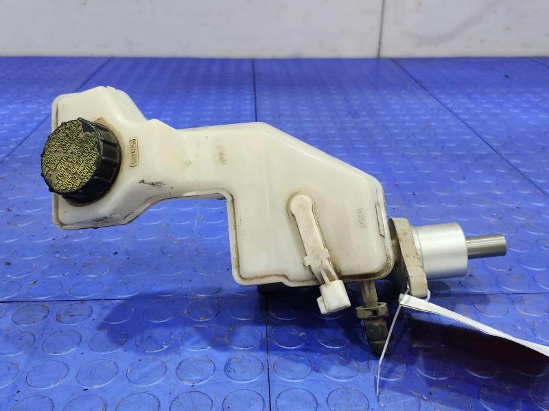 2010 Mazda Mazda3 Master Cylinder