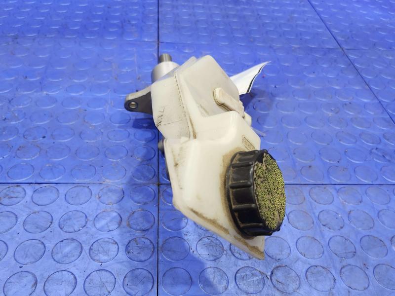 2010 Mazda Mazda3 Master Cylinder