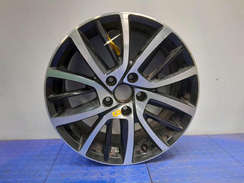 2015 Volkswagen Golf Wheel