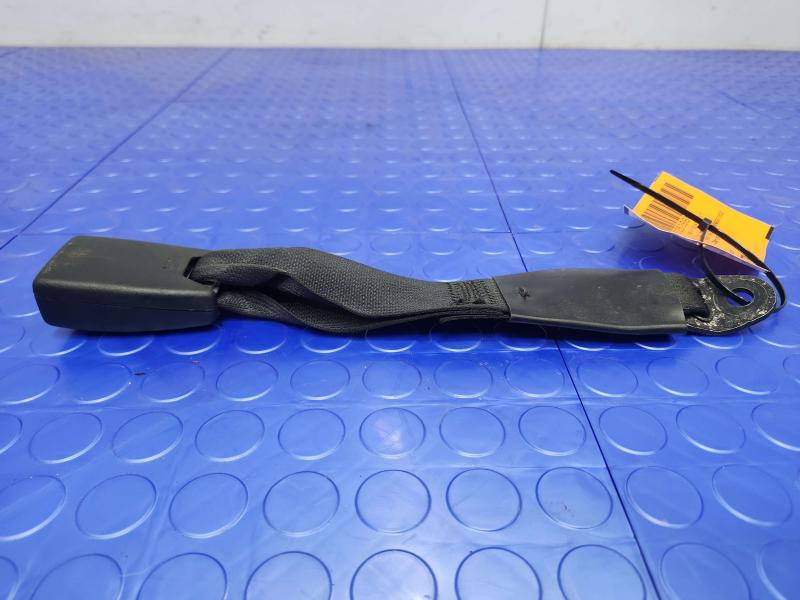 2011 Infiniti QX56 Rear Seat Belt