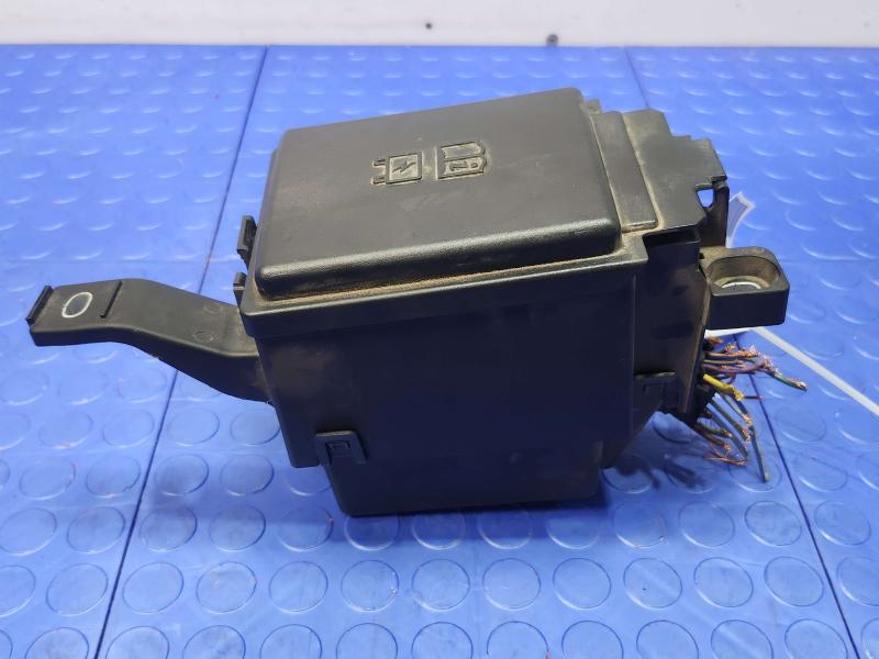 2017-2019 Jaguar XE 2.0L Diesel Engine Fuse Box Relay Junction Block OEM T4N14403
