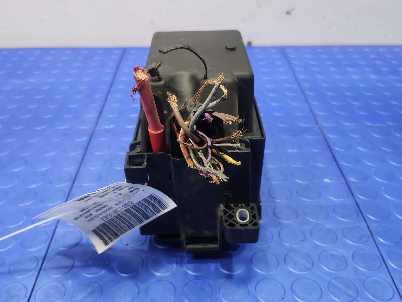 2017-2019 Jaguar XE 2.0L Diesel Engine Fuse Box Relay Junction Block OEM T4N14403