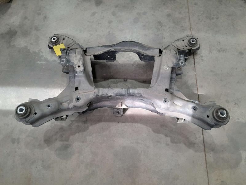 2014 Chevrolet Caprice Crossmember/Cradle/Undercarria