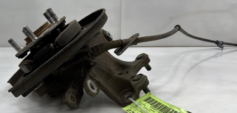 2015 - 2019 Hyundai Sonata Rear Spindle Knuckle w/ Hub LH Driver Side OEM 52710C2100