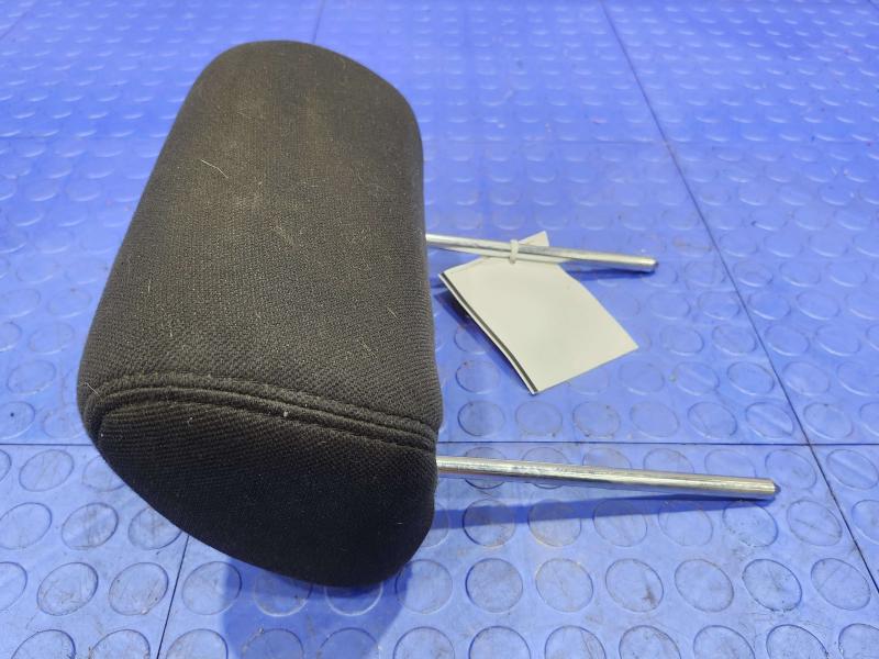 2010 Chevrolet Tahoe Headrest