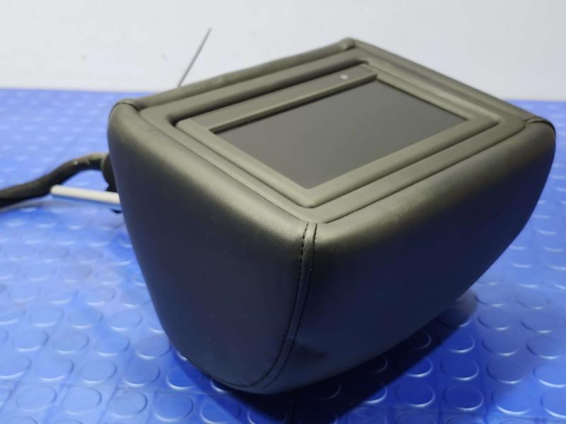 2011 Infiniti QX56 Headrest