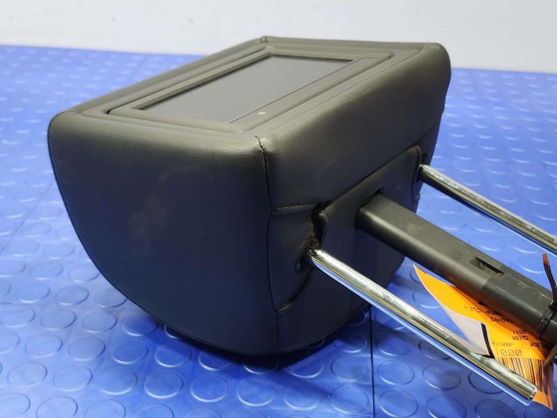 2011 Infiniti QX56 Headrest