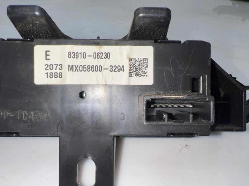 2012 - 2015 Toyota Camry Digital Clock OEM 83910-06230